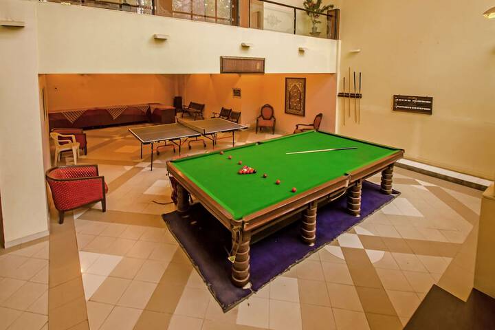 Hotel Lobby
