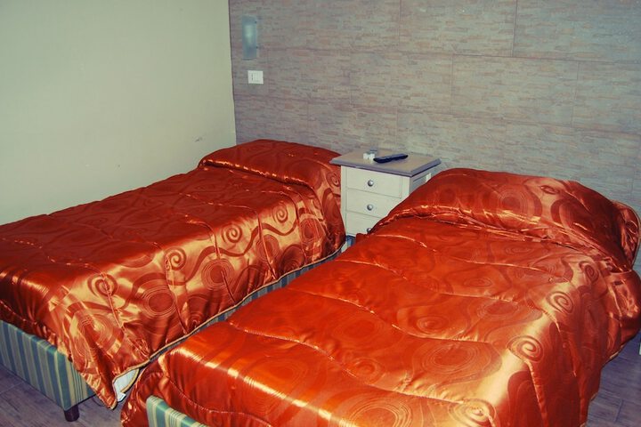 Room 4 of 42