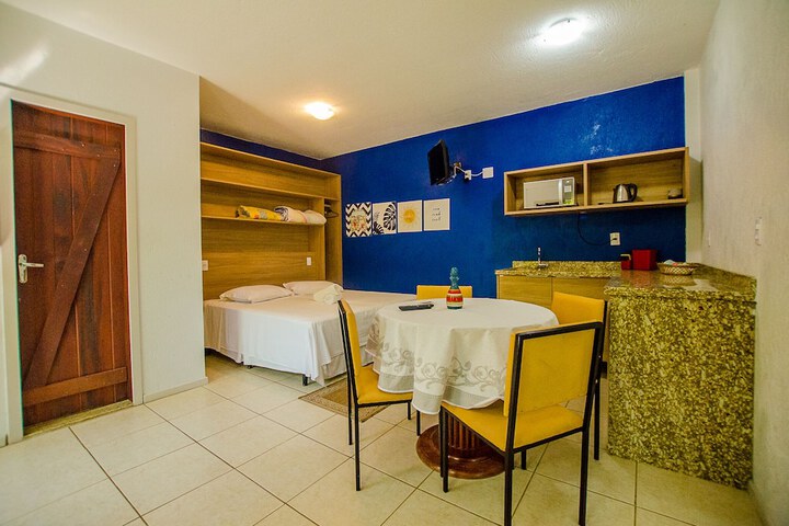 Room 15 of 48