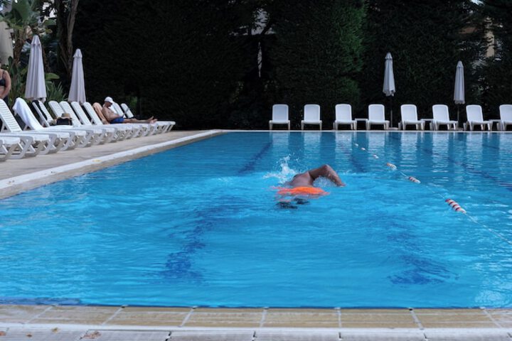 Hotel Pool