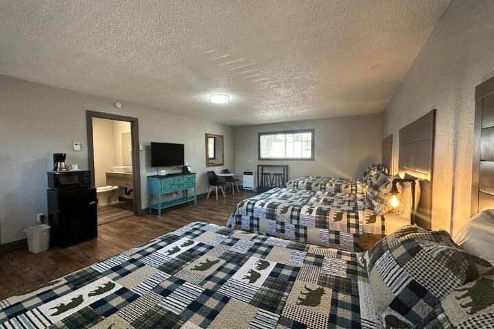 Room 8 of 20