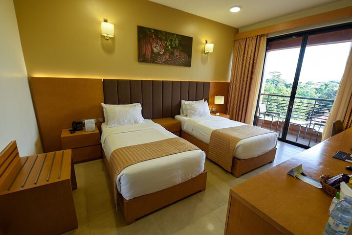 Room 26 of 61