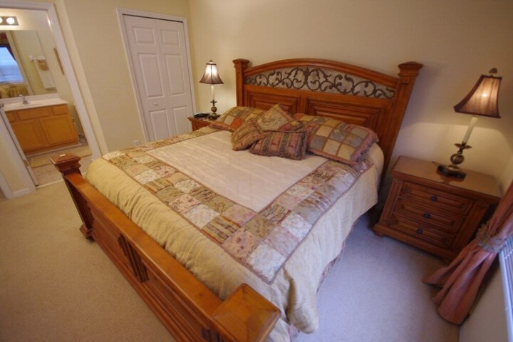 Room 15 of 46