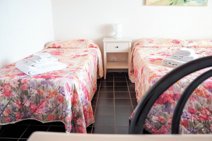 Room 15 of 49