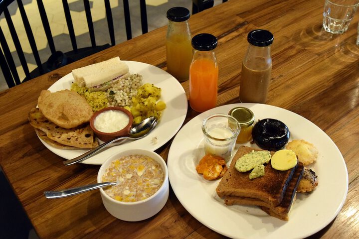 Breakfast/Coffee Service 38 of 47