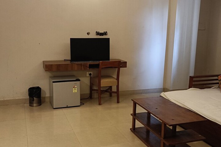 Room 18 of 57