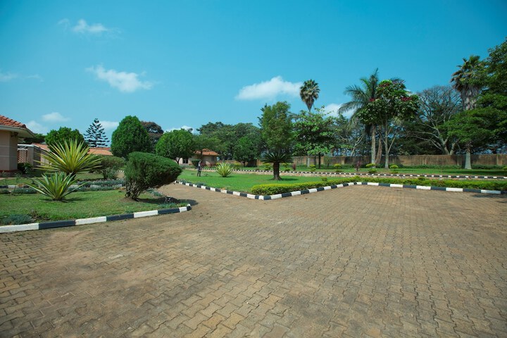 Property Grounds 34 of 34