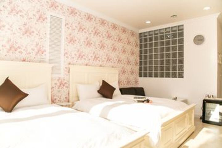 Room 114 of 141