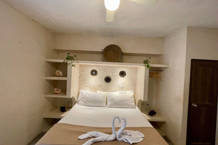 Room 35 of 97
