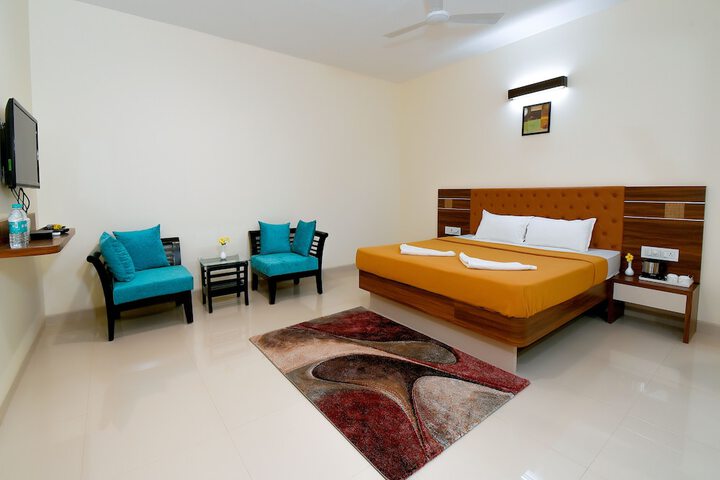 Room 2 of 86