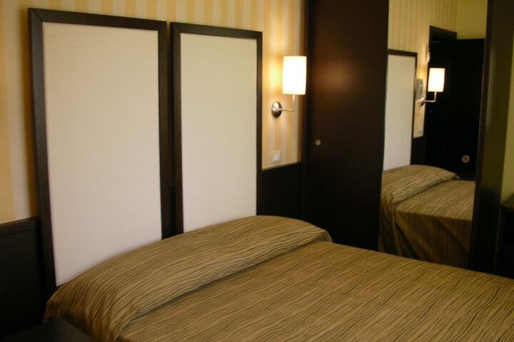 Room 8 of 53