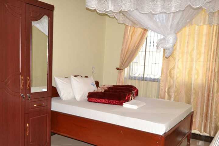 Room 5 of 20