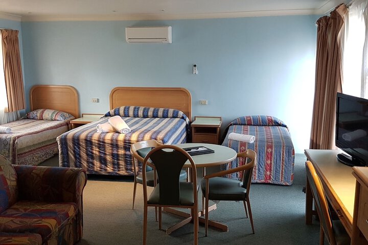 Room 10 of 45