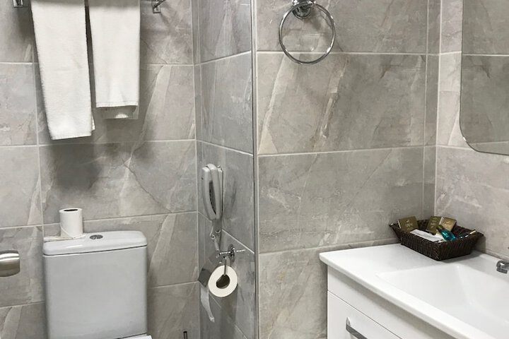 Bath Photo