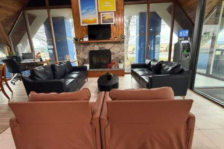 Lobby Photos
