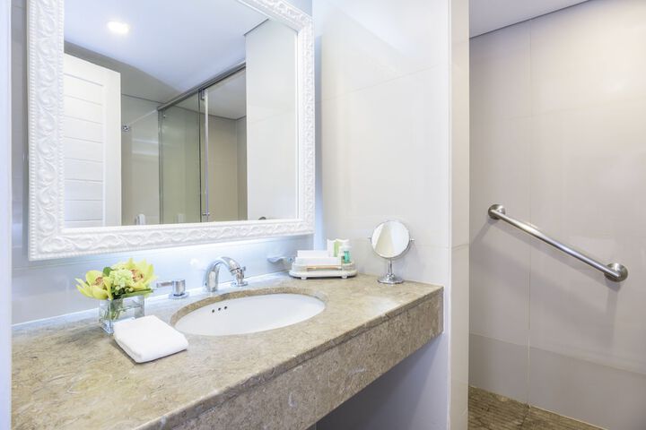 Bathroom Interior Photo