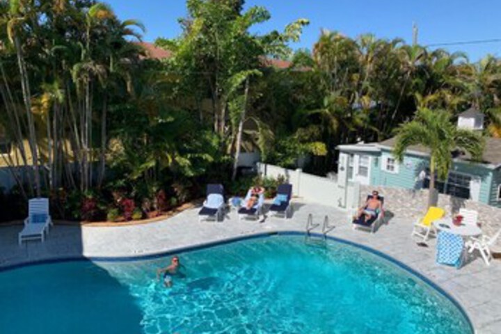 Pool 23 of 31