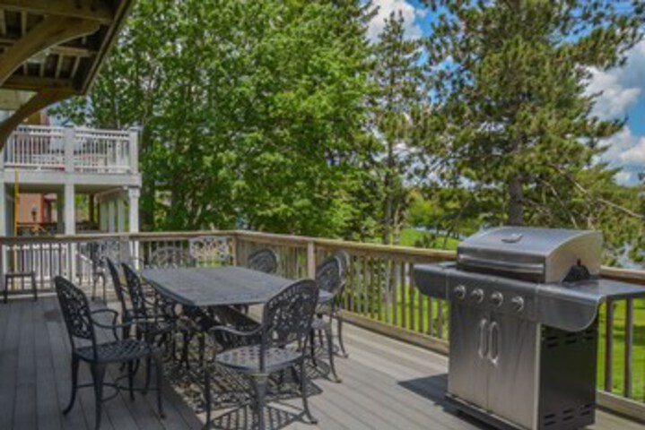 Terrace/Patio 2 of 37