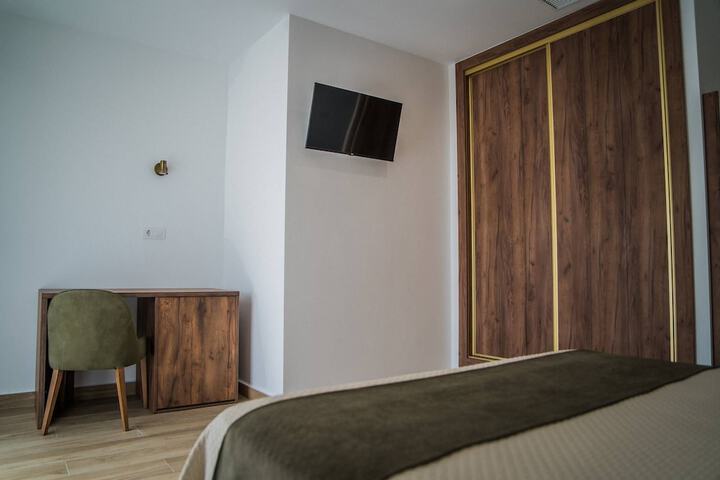 Room 29 of 63