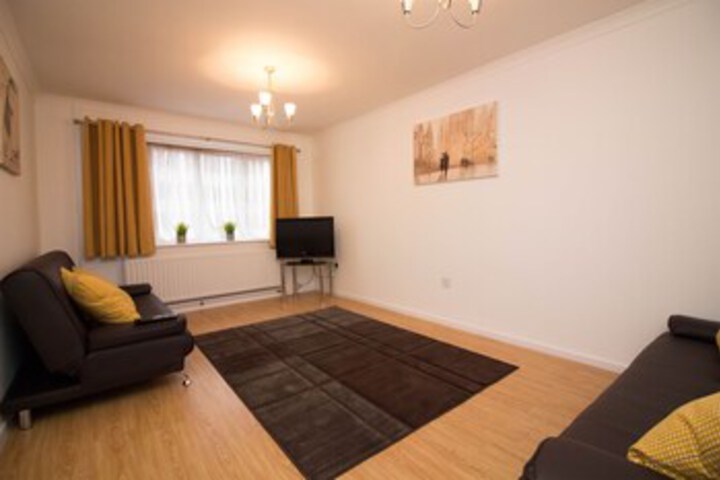 Room 25 of 27