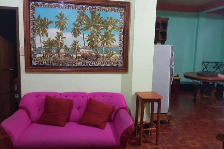 Room 10 of 18