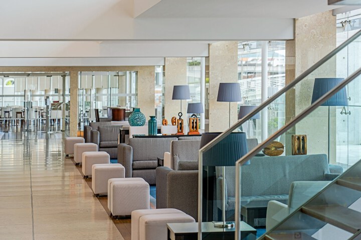 Hotel Lobby
