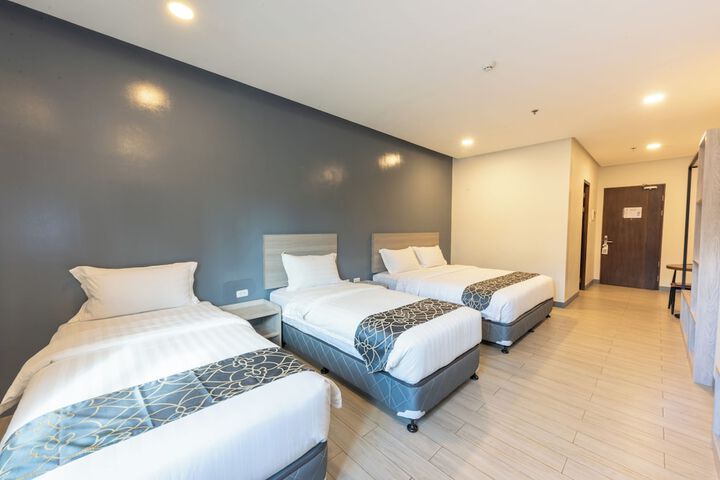 Room 19 of 30