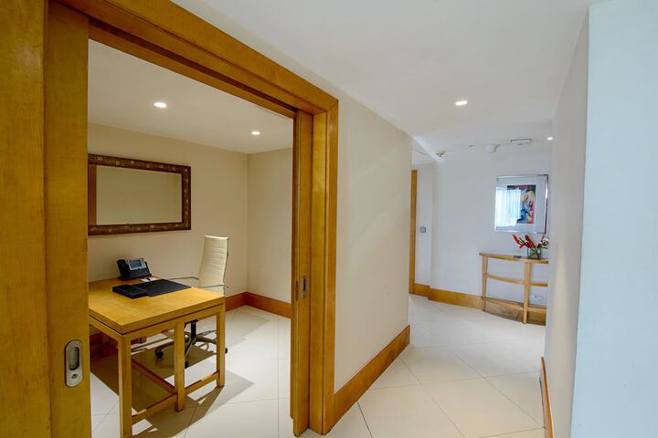 Room 8 of 64