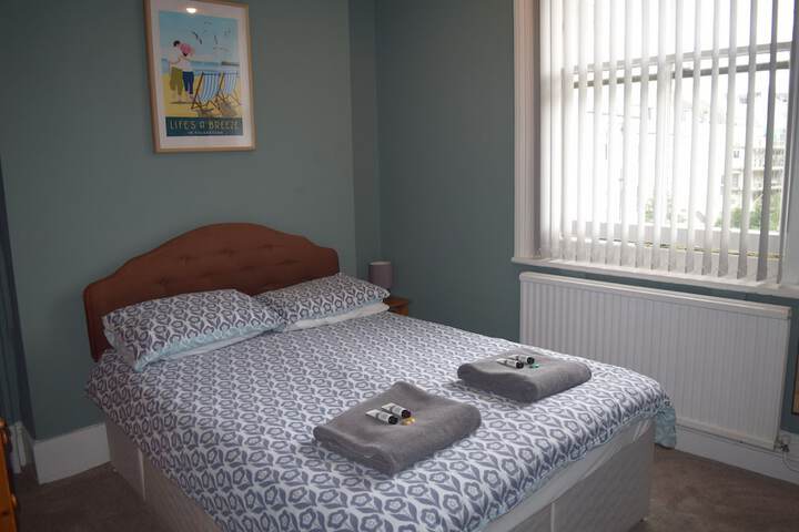 Room 46 of 86