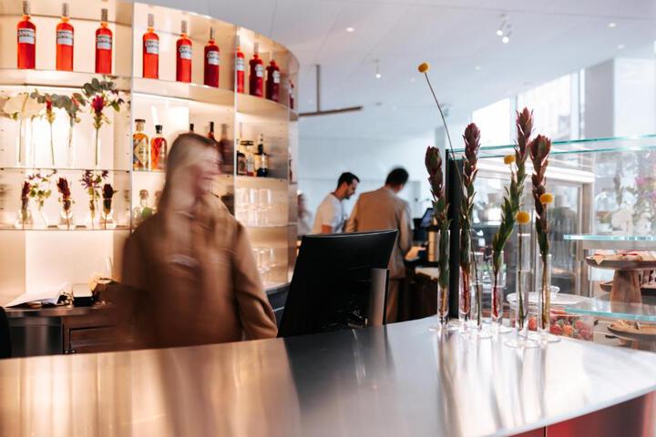 Dining Photos