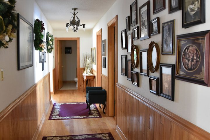 Ballroom/Hall 56 of 67