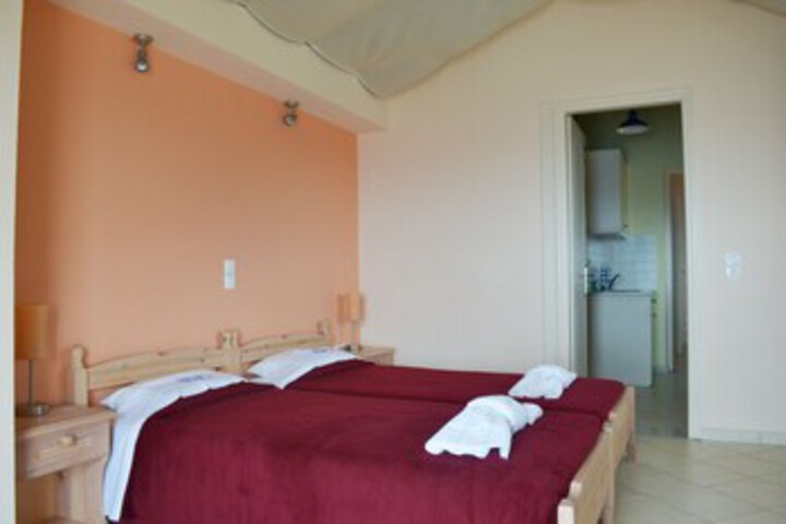 Room 52 of 120