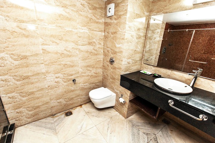 Room 62 of 90