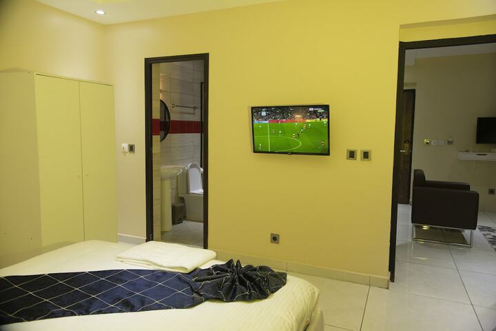 Room 6 of 109