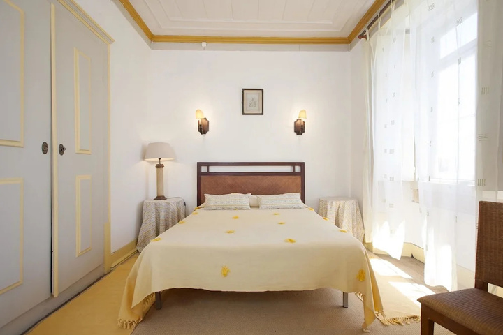 Room 4 of 21