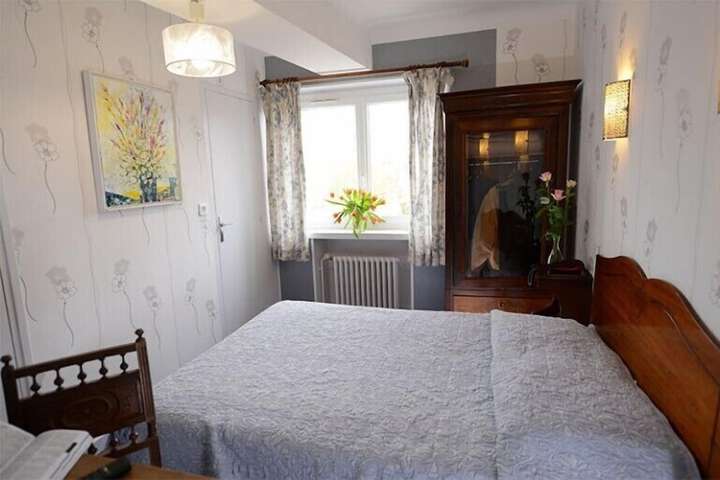 Room 3 of 35