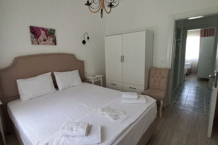Room 15 of 56