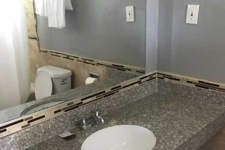 Room 8 of 20