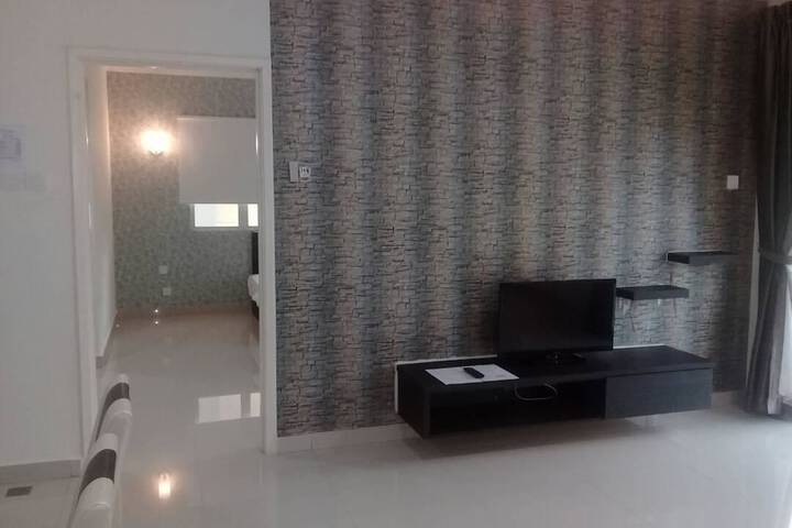 Room 8 of 41
