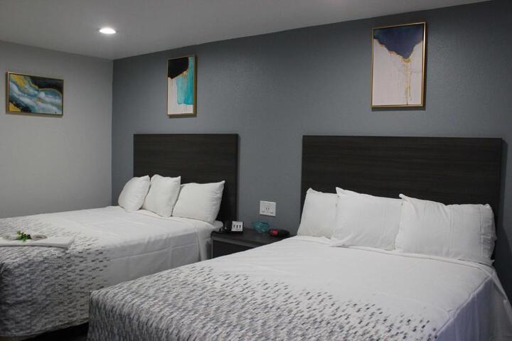 2 Queen Beds Flat Screen Television Microwave and Refrigerator High Speed Internet A (6 of 6)