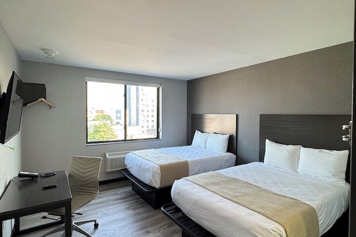 Room 3 of 14