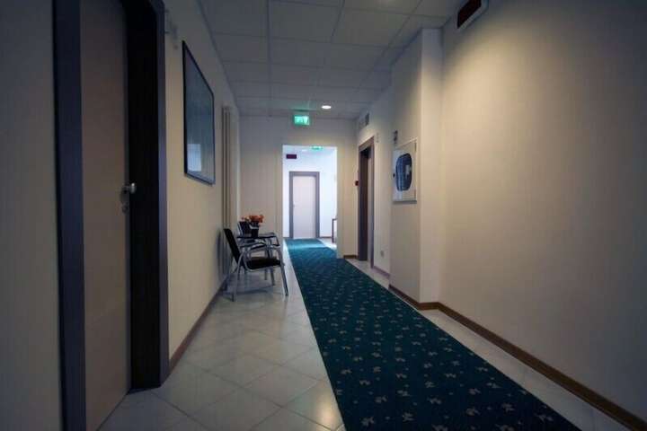 Ballroom/Hall 24 of 29