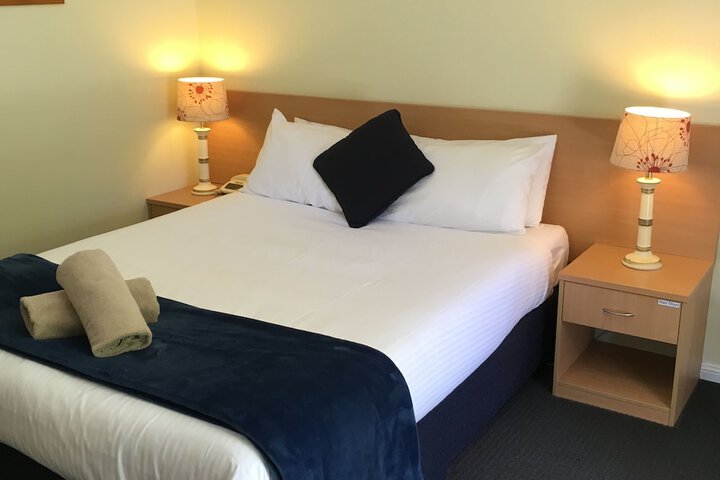 Room 32 of 63