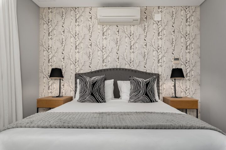 Room 8 of 21