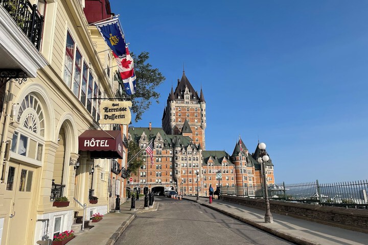 Exterior of Hotel Terrasse Dufferin