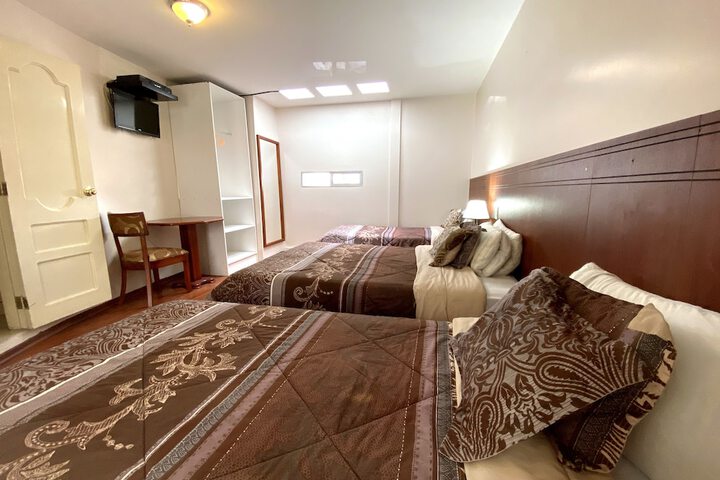 Room 35 of 61