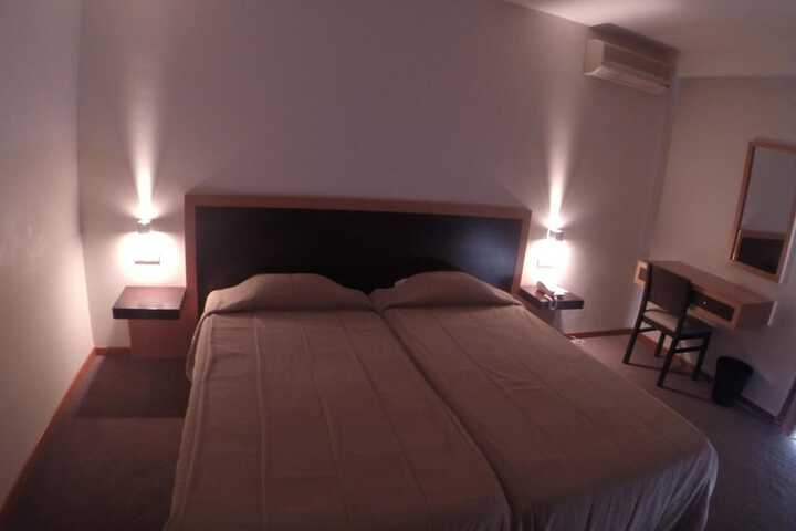 Room 15 of 43