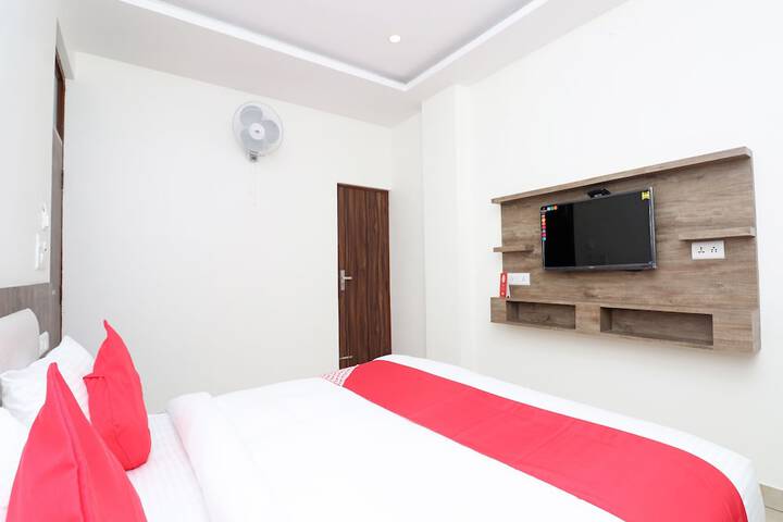 Room 16 of 23
