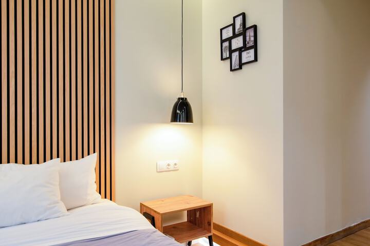 Room 64 of 151