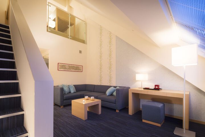 Room 12 of 70